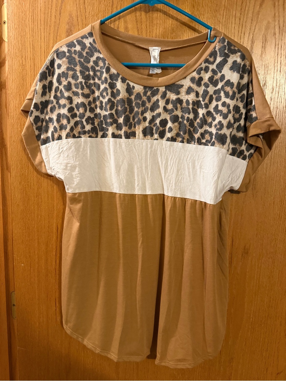 Acting Pro Leopard Yoke Colorblock Tunic in Camel and White